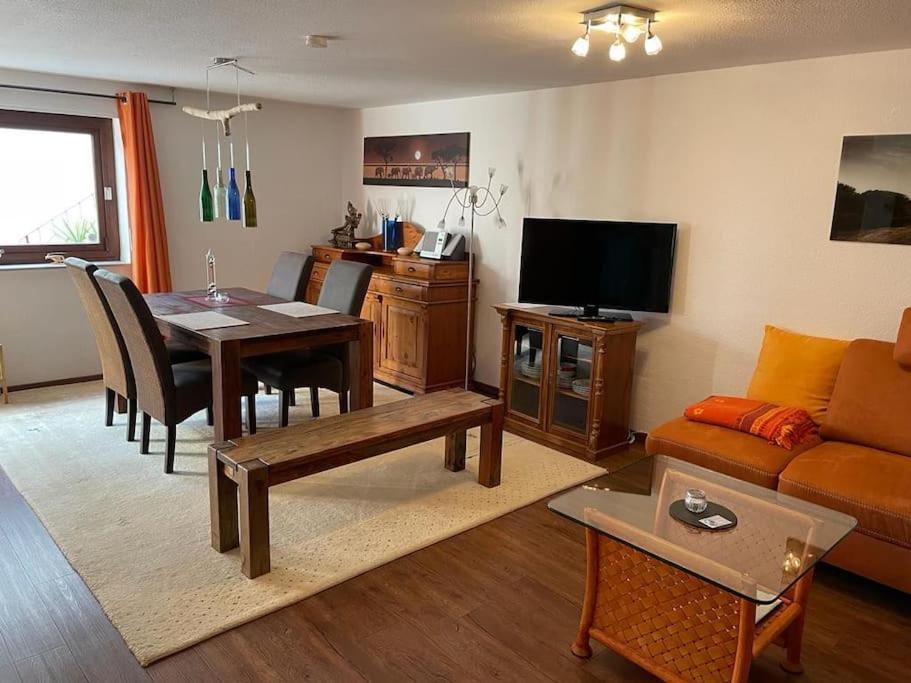Ferienwohnung Zwischen Weinheim Und Hemsbach Exterior photo